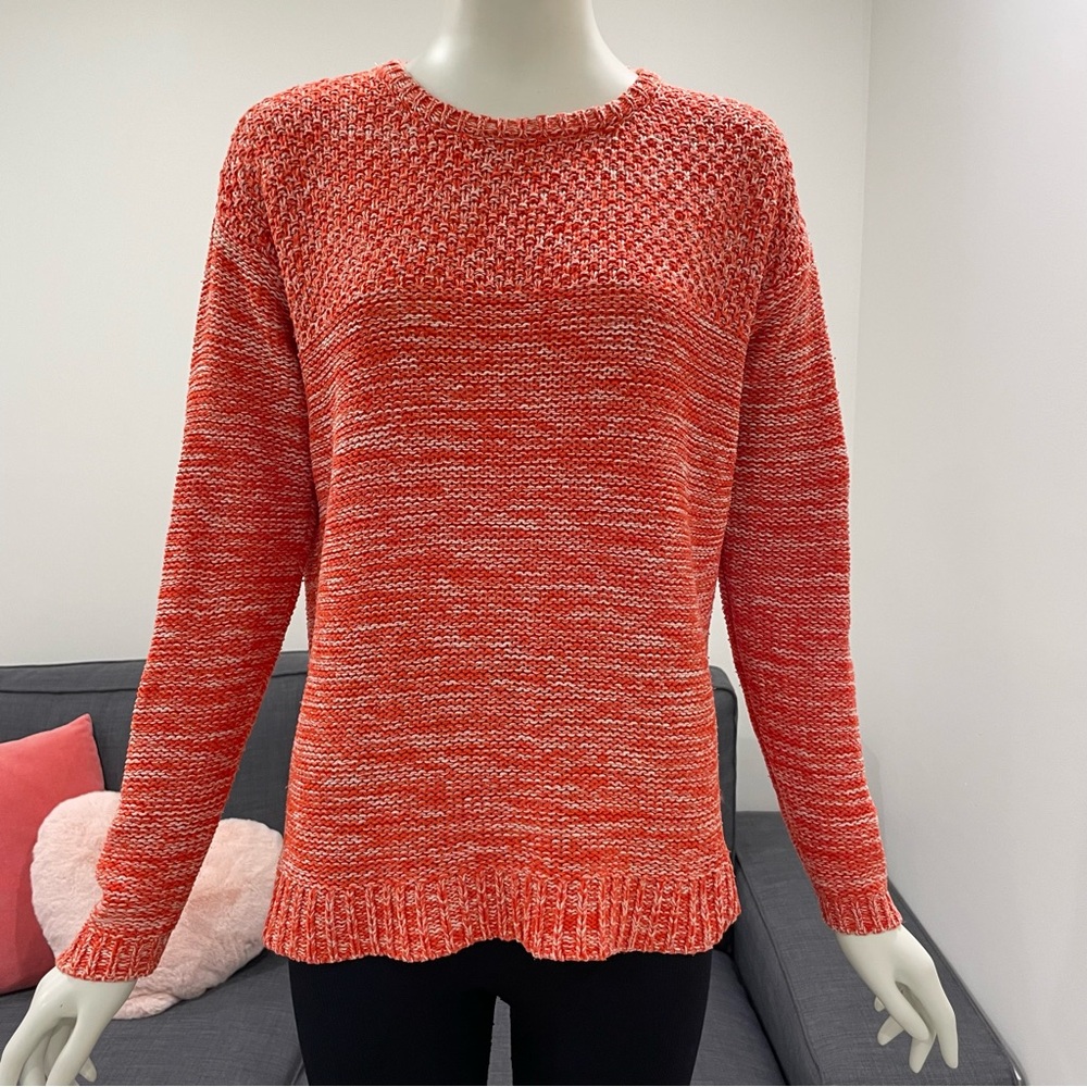 FOREVER 21 Women's Sweater Size Medium